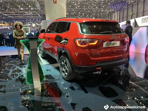 jeep compass ibrida