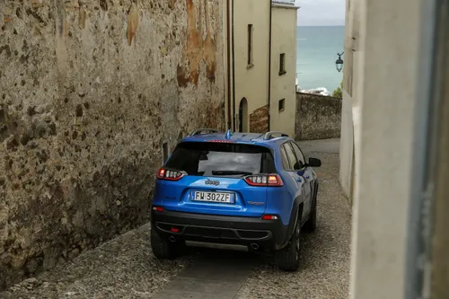 cherokee trailhawk 2019