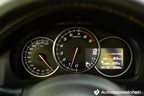 Subaru BRZ Gunma Edition strumentazione