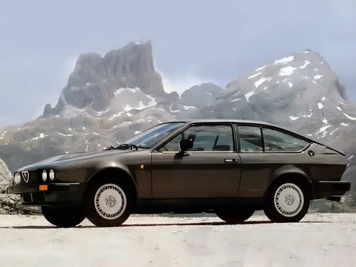 Alfa Romeo Alfetta GTV