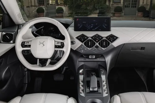 DS 3 Crossback E-Tense interni