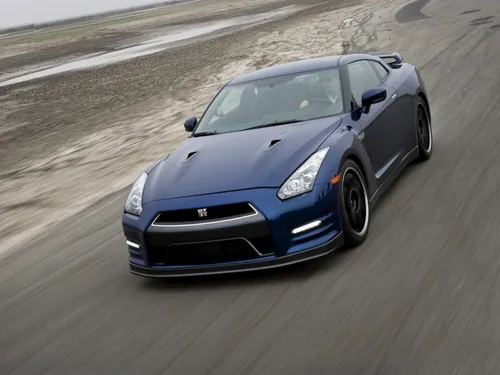 Nissan GT-R