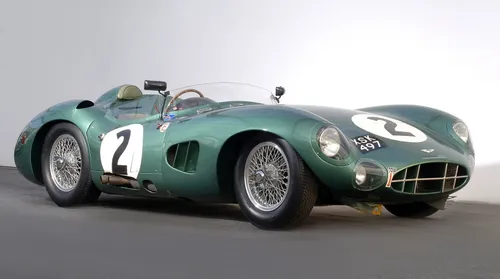 Aston Martin V12 Speedster