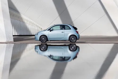 Fiat 500 Hybrid laterale esterni