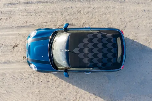 Mini Cabrio Sidewalk