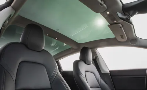 interni tesla model 3