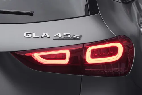 AMG GLA 45 2020