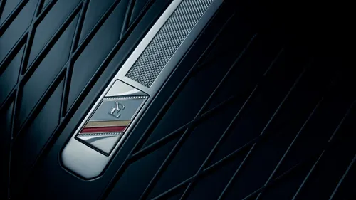 firma e-tense aero sport lounge