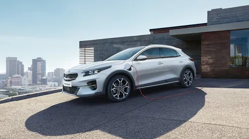 ibrido plug-in kia