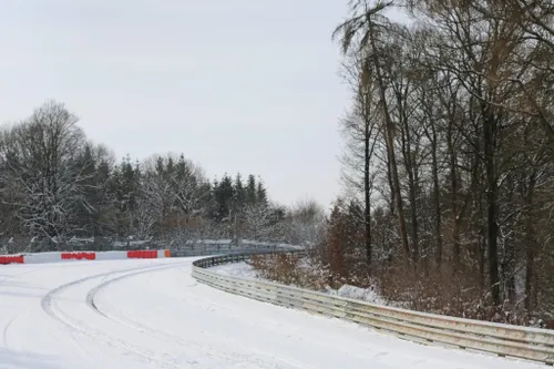 Nurburgring innevato