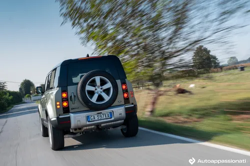 defender 110 launch edition12