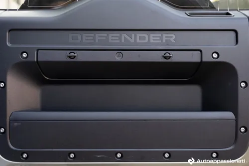 defender 110 launch edition29