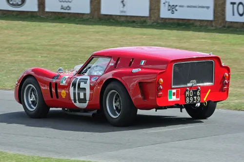 1024px 1961 ferrari 250gt swb breadvan