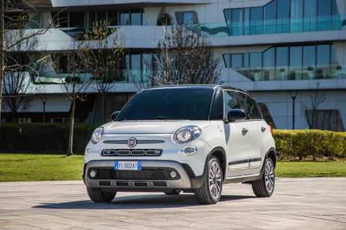 Fiat 500L Hey Google