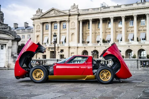 Lamborghini Miura SV