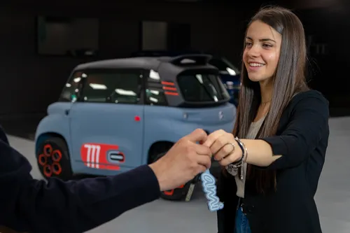 federica levy citroen ami 6