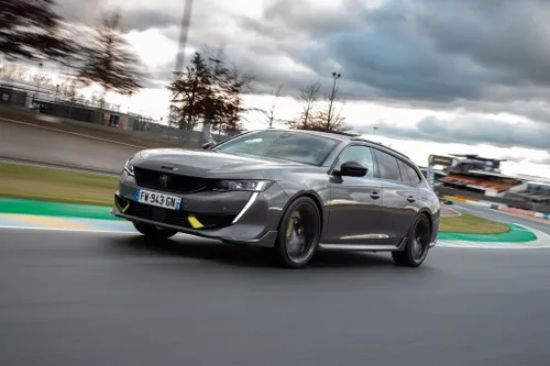 nuova 508 peugeot sport engineered due dotazioni per sfruttarla al meglio 5