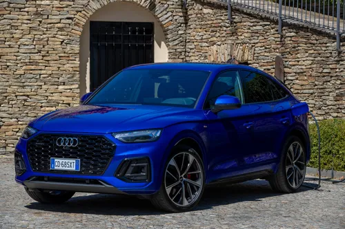 audi q5 sportback ibrida plug-in ricarica