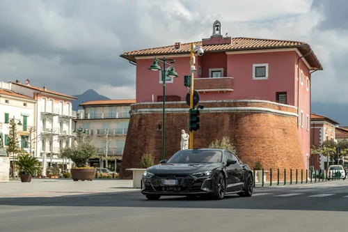 Audi RS e-tron GT prezzi