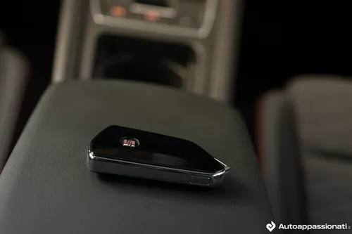 prezzi seat leon e-hybrid