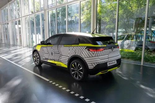 2021 new renault megane e tech electric pre production 2