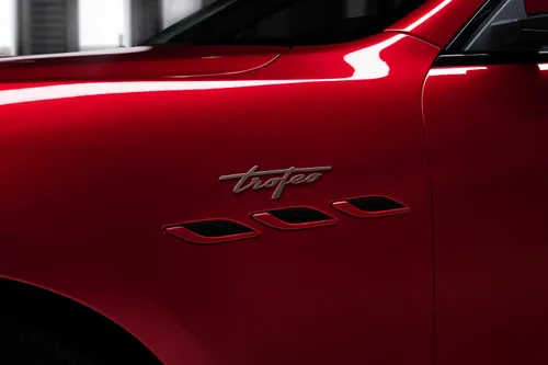 maserati ghibli trofeo