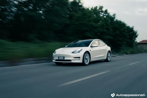 tesla model 3 long range 11