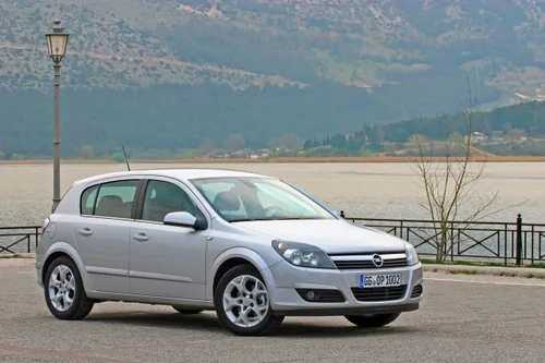 Opel Astra 2004