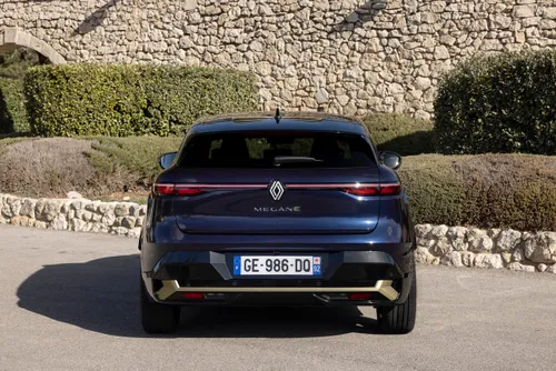 all new renault megane e tech electric iconic version midnight blue drive tests 2