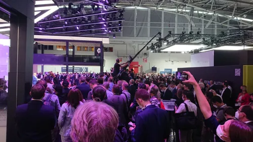 stand renault salone monaco 2021