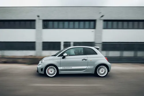 abarth 695 esseesse 38