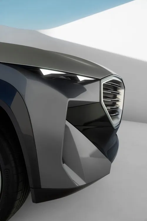 BMW XM concept proiettori
