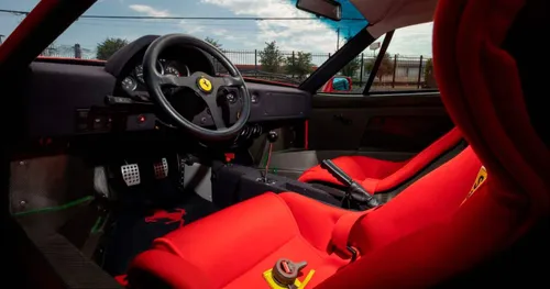 interni ferrari f40