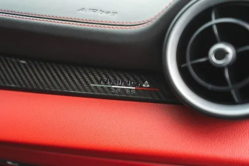 interni giulia quadrifoglio nring