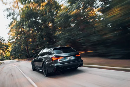 Audi RS 6 Avant posteriore