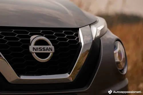 nissan juke 2021 calandra