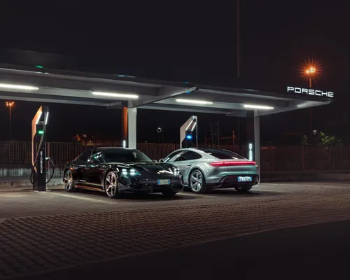 porsche taycan
