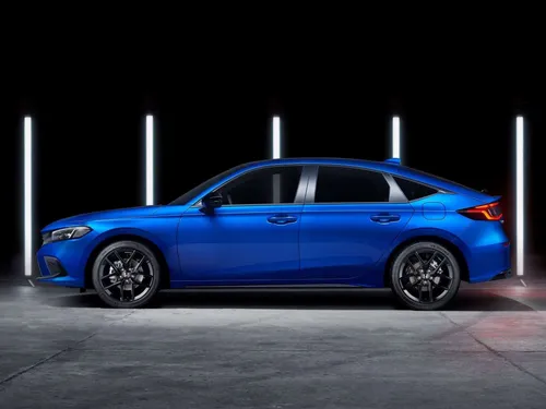 367074 la nuova honda civic e hev offre efficienza e prestazioni eccezionali