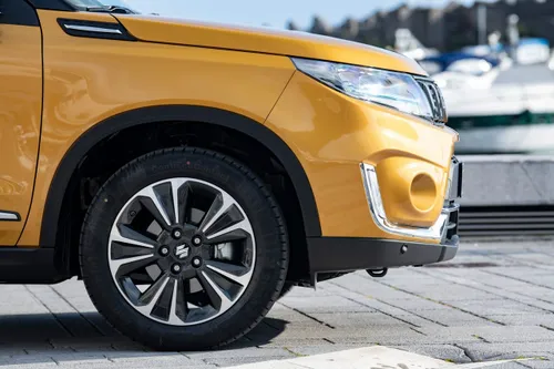 prezzi suzuki vitara hybrid 