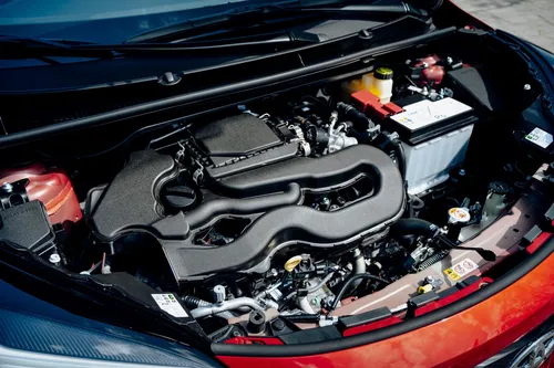 2022 aygo x dpl detail chili red 020