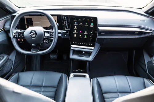 Renault Megane E-Tech 2022 interni