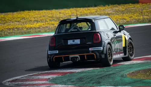 mini challenge 2022 evo posteriore