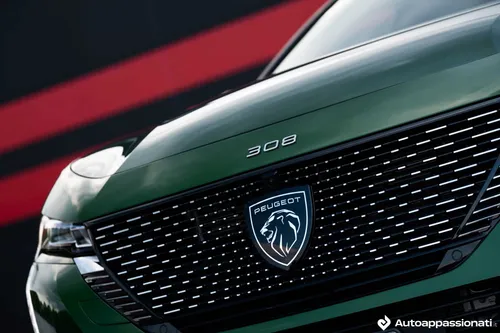 peugeot 308 hybrid 03