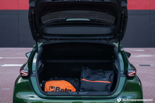 peugeot 308 hybrid 07