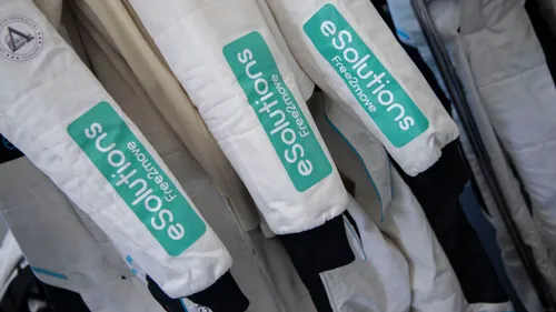 esolutions smart su manica