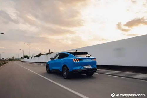 ford mustang mache gt 04