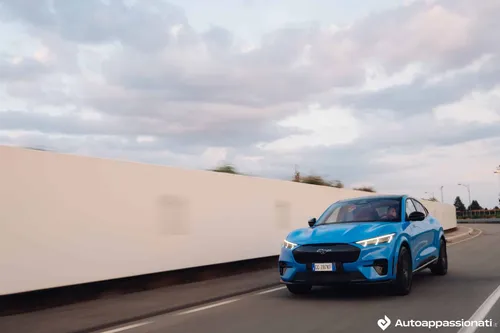 ford mustang mache gt 05