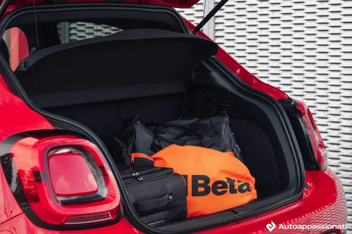 bagagliaio fiat 500x hybrid