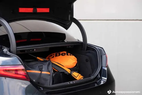 alfa romeo giulia estrema 02