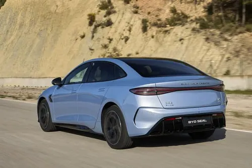 BYD SEAL Dietro
